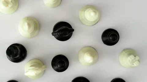 Chess Pieces Closeup On Rotating Display 库存影片 21945899