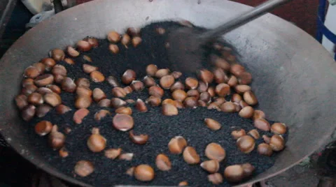 Chestnut cook 스톡 동영상 45122310