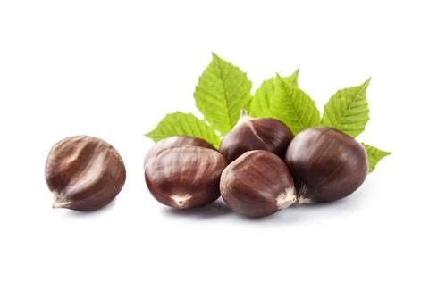 Chestnuts with leaves Foto stock