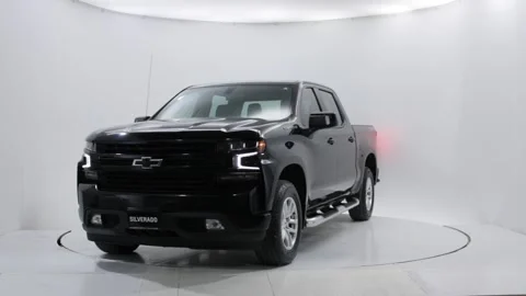 Chevrolet silverado pickup Stock Footage 246000857