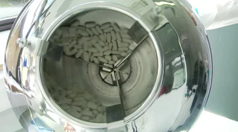 Chewing gum, spinning through tumbler. Stock-Footage 59082660