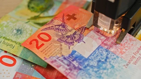 CHF 20 close up, swiss francs, Switzerland 動画素材 125397699