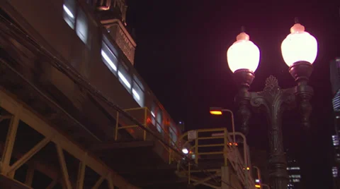 CHI ElTrain Loop night 動画素材 35265201