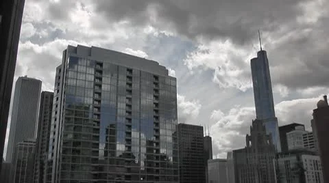 CHICAGO-0058 SKYLINE TIMELAPSE WITH CLOUDS - 1 MINUTE Stock Footage 10730328