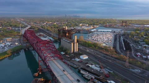 Chicago - Aerial View of Chicago Skyway 2 - 4K Aerial Vidéo 258153953
