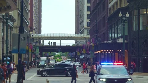Chicago Downtown Traffic With Elevated Train And Fast Moving Cars Stock Footage 336018338