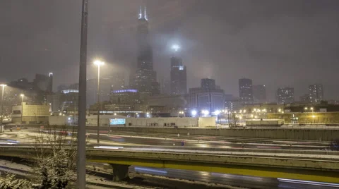 Chicago: Freeway Traffic in Winter at Night Stock-Footage 49873277