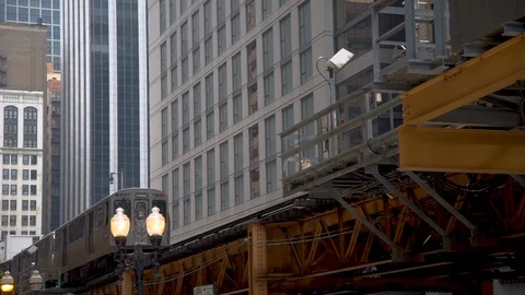 Chicago "L" Train Passing Downtown Chicago. Stock Footage 129836591