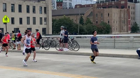 Chicago Marathon Runners Stock Footage 162705390