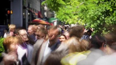 Chicago people walking low shutter speed time lapse Stock Footage 78647098