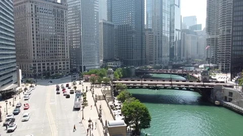 CHICAGO- PUSH WEST ON WACKER ACROSS BRDGE &amp; RIVER Stock Footage 247459166