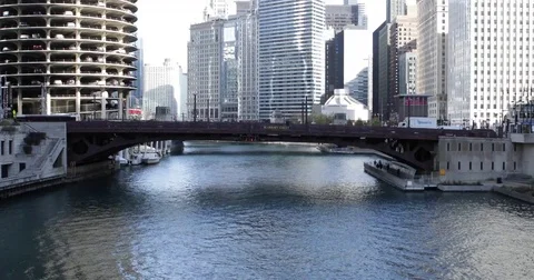 Chicago River 4k Stock Footage 82589272