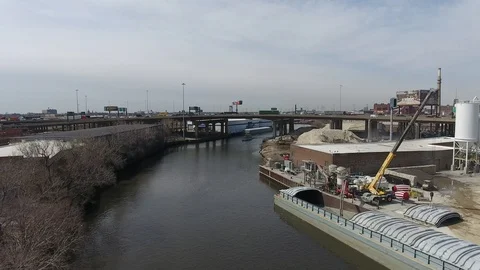 Chicago river construction barge Видео 89638256