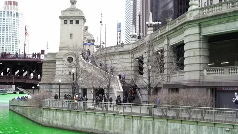 Chicago River dyed green for St. Patrick’s Day Tourists Stock Footage 150670566