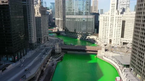Chicago River on Saint Patricks Day Stock Footage 152050895