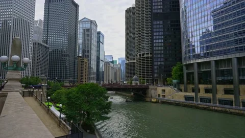 Chicago River Timelaspe Video stock 156483361