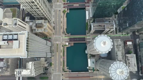 Chicago River Top Down View Video stock 197580203