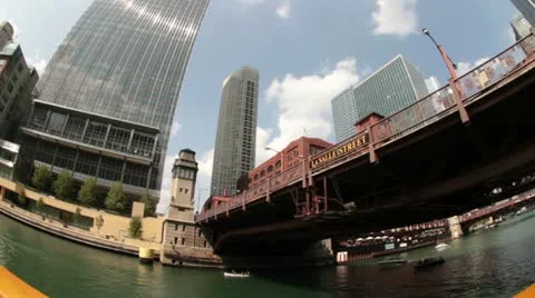 Chicago River Tour 3 Stockbeeldmateriaal 21430698