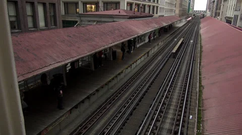 Chicago subway tracks 動画素材 34530780