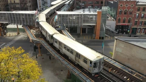 Chicago_ elevated train passing 60fps Stock Footage 171778707