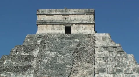 Chichen Itza El Castillo Temple of Kukulcan pyramid Stock Footage 54090452