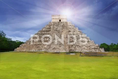 Chichen Itza Kukulcan Mayan Temple Sun Beam Stock Image #53597691