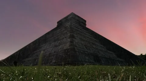 Chichen itza kukulcan temple time lapse sunset Stock Footage 61066810
