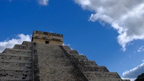 CHICHEN ITZA, MEXICO – Feb 4, 2018: The Mayan Ruins At Chichen Itza Stock-Footage 105144429