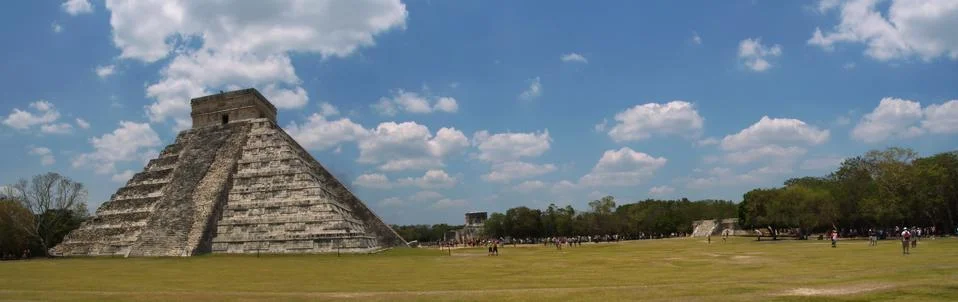 Chichen Itza pyramid Stock Photos