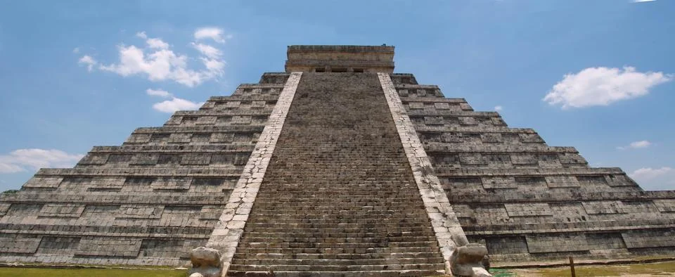 Chichen Itza pyramid Stock Photos