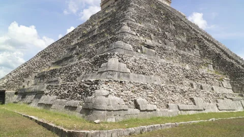 Chichen Itza pyramid in Yucatan, Mexico Stock Footage 155593172