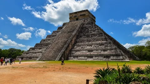 Chichen Itza Time lapse in 4K Stock Footage 92216674
