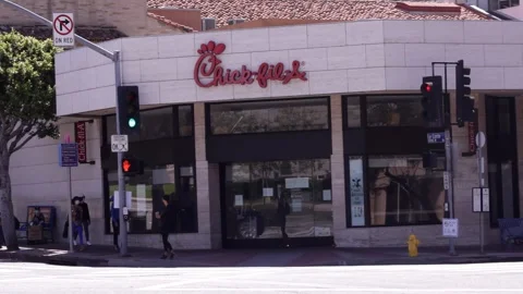 Chick-fil-A During The Pandemic Stock Footage 346927088