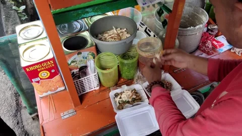 Chicken congee seller at a roadside Video stock 278908981