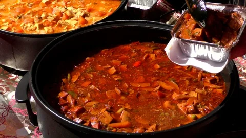 Chicken curry in large pan Stock Footage 115702184