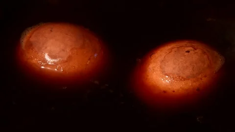 Chicken eggs with onion peel Stock Footage 314234243