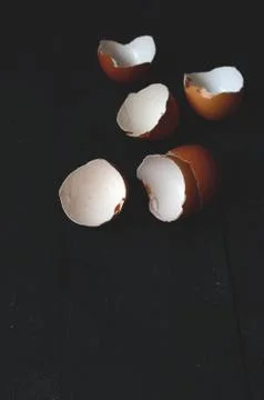 Chicken eggs on the table Fotos Stock