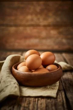 Chicken eggs on the table. Foto stock