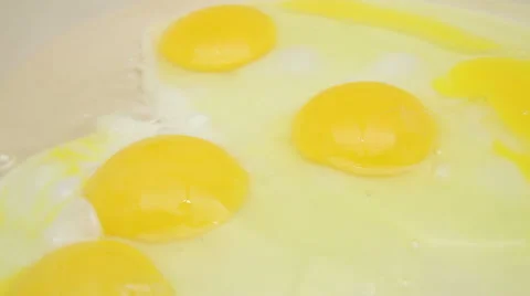 Chicken fried eggs 库存影片 49736252