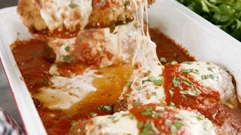 Chicken Parmesan 스톡 동영상 219068701