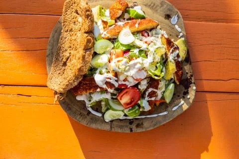 Chicken salad Фото