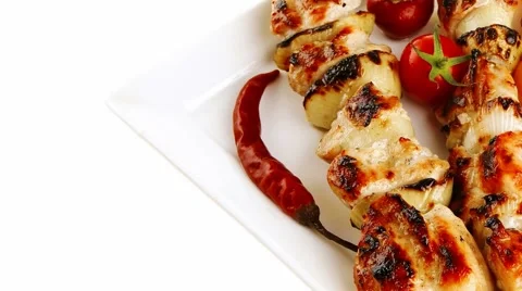 Chicken shish kebab with vegetables Vídeos de archivo 43779907