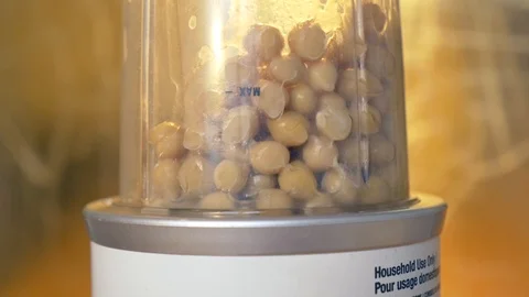 Chickpea being mixed for hummus Stock Footage 102667424