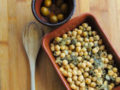 Chickpeas with spinach. Foto stock