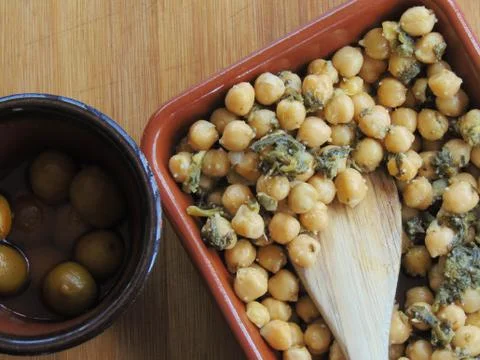 Chickpeas with spinach. Foto stock