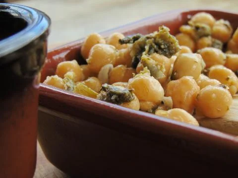 Chickpeas with spinach. Foto stock