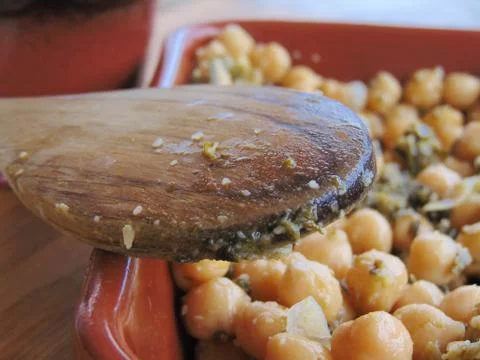 Chickpeas with spinach. Stock-Fotos