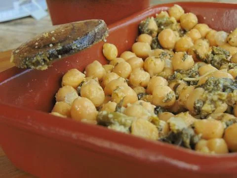 Chickpeas with spinach. Foto stock