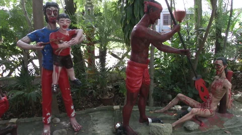 Child Abuse Stabbing Statue at Hell Temple Vidéo 65958066
