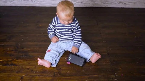 Child and mobile Video stock 80270496